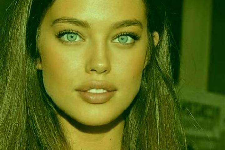 Olivia, 24, a chestnut dark-eyed caucasian companion based in Uzunkuyu. Offering Erotic Massage, Deep French Kissing, Travel Companion, A-Level. Available fo...
