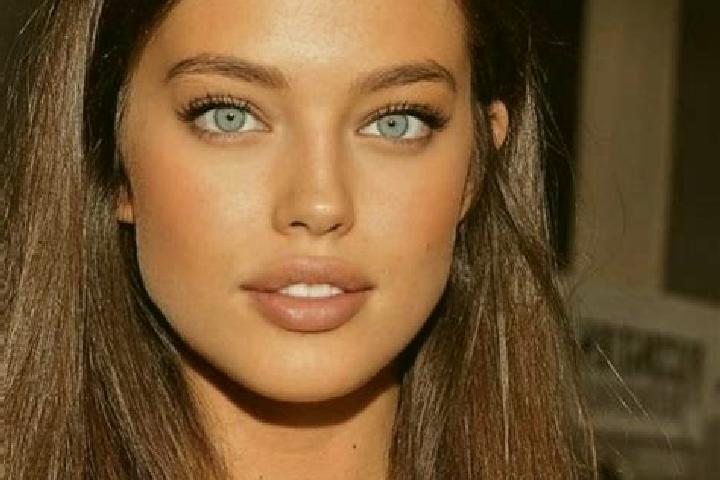 Olivia, 24, a chestnut green-eyed latina companion based in La Caya. Offering Overnight, OWO, A-Level. Available for incall and outcall, overnight bookings a...