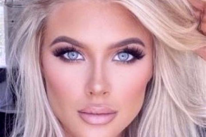 Olivia, 24, a platinum blonde dark-eyed asian companion based in Abigui. Offering Travel Companion, Domination, 69, BDSM, Duos. Available for incall and outc...