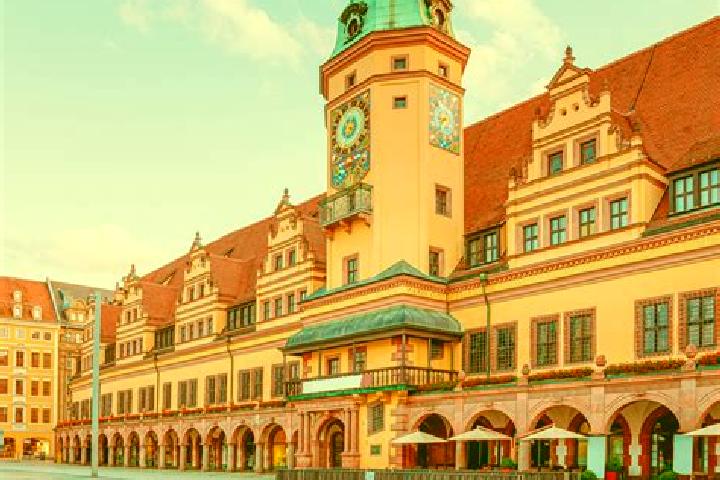 Olivia, 24 — Escort in Kissing, Germany