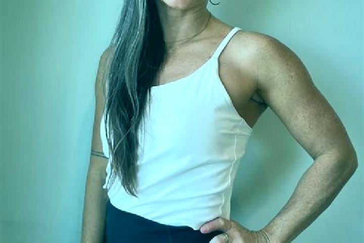 Olivia, 24 — Escort in Sahms, Germany