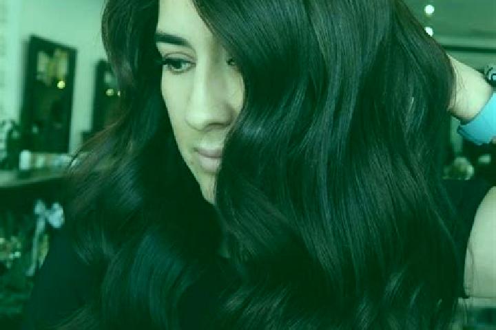 Olivia, 25, a auburn dark-eyed mediterranean companion based in Haldaur. Offering Erotic Massage, OWO, Travel Companion, 69, Roleplay. Available for incall a...