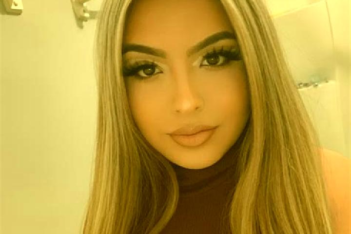 Olivia, 25, a blonde grey-eyed latina companion based in Zhabinka. Offering OWO, Party Girl, Striptease. Available for incall and outcall, overnight bookings...