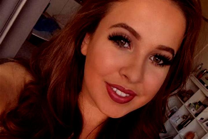 Olivia, 25, a brunette amber-eyed latina companion based in Bad Eilsen. Offering Deep French Kissing, OWO. Available for incall and outcall, overnight bookin...