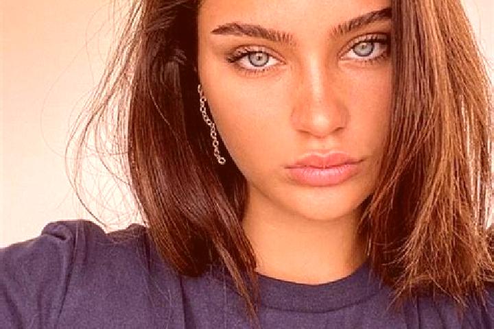Olivia, 25, a brunette dark-eyed middle eastern companion based in Le Cheylard. Offering Deep French Kissing, A-Level, Couples. Available for incall and outc...