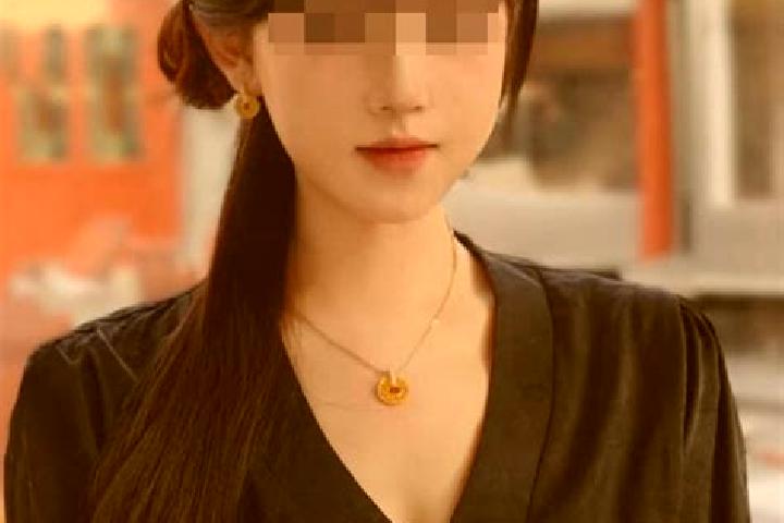 Olivia, 25 — Escort in Fengjing, China