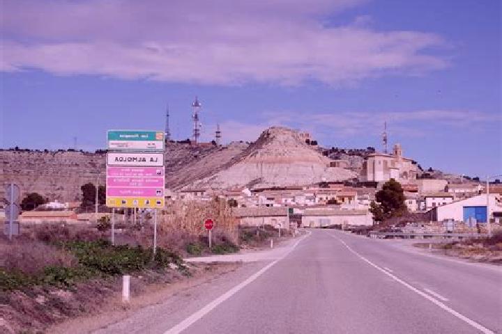 Olivia, 25 — Escort in La Almolda, Spain
