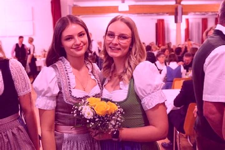 Olivia, 25 — Escort in Parschlug, Austria