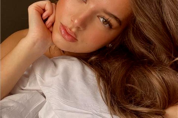Olivia, 26, a red hazel-eyed latina companion based in Pervomayskiy. Offering Striptease, GFE, Deep French Kissing. Available for incall and outcall, day and...