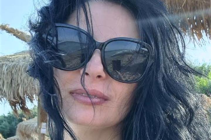 Olivia, 26 — Escort in Golumbu, Romania