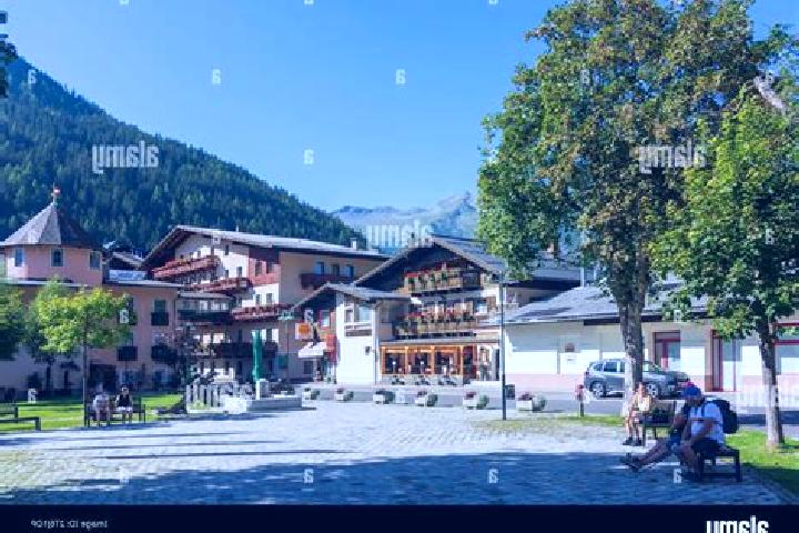 Olivia, 26 — Escort in Mallnitz, Austria