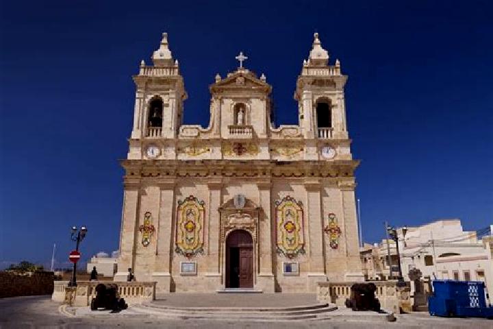Olivia, 26 — Escort in Zebbug, Malta