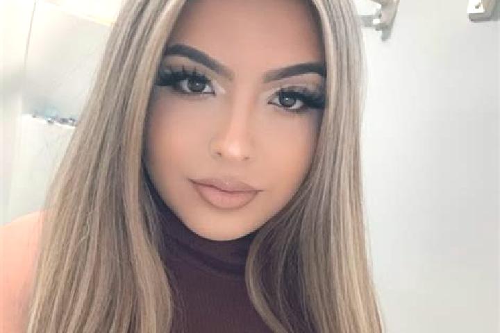 Olivia, 27, a blonde dark-eyed latina companion based in Arizona City. Offering A-Level, OWO, Prostate Massage, 69, Fetish. Available for incall and outcall,...