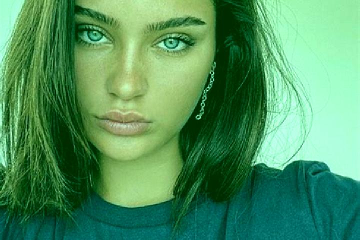 Olivia, 27, a brunette brown-eyed mixed companion based in Berber. Offering OWO, Dinner Date, Fetish, A-Level. Available for incall and outcall, overnight bo...