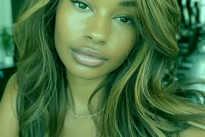 Olivia, 27, a dark blonde dark-eyed mixed companion based in Husasau de Cris. Offering 69, Domination, Striptease, Couples. Available for incall and outcall,...