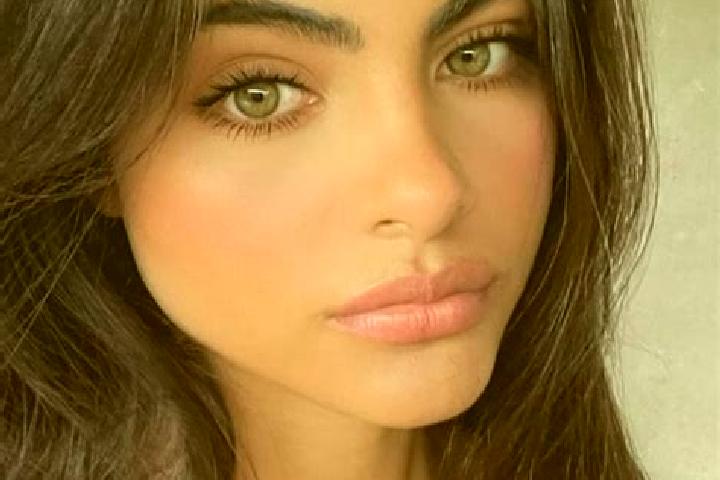 Olivia, 27, a red green-eyed indian companion based in Santa Oliva. Offering Massage, Tantra, Prostate Massage. Available for incall and outcall, day and eve...