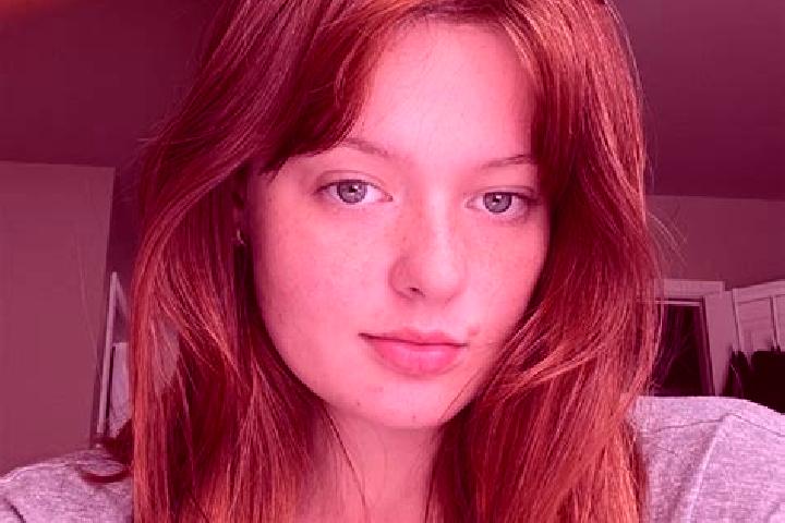 Olivia, 27, a red grey-eyed european companion based in Largs. Offering GFE, CIM, Roleplay, Deep French Kissing. Available for incall and outcall, day and ev...