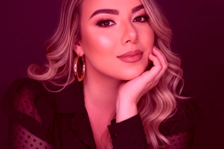 Olivia, 27 — Escort in Iguatama, Brazil