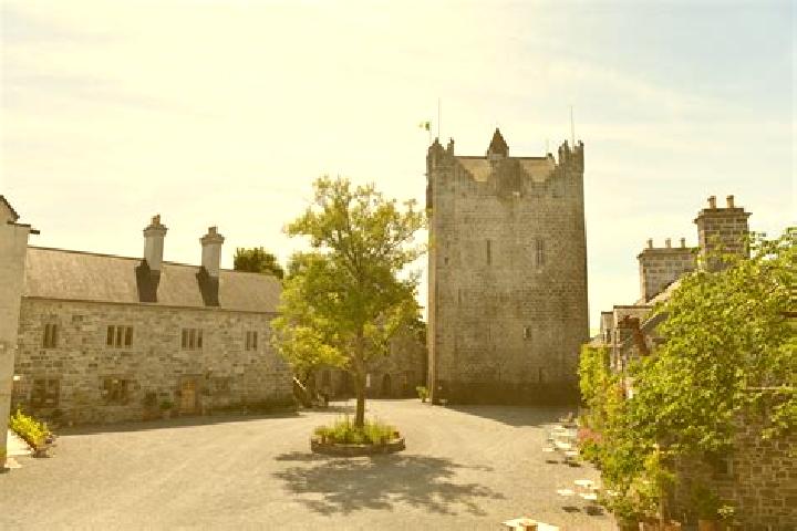 Olivia, 27 — Escort in Lackagh, Ireland