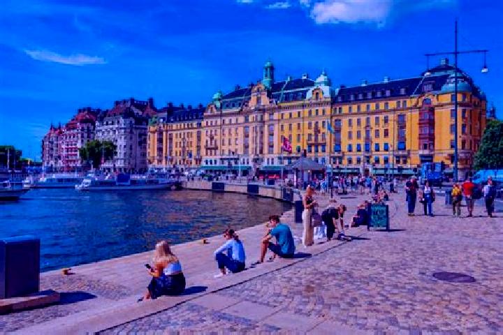 Olivia, 27 — Escort in Naesum, Sweden