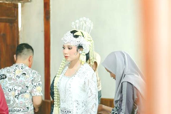 Olivia, 27 — Escort in Puncakwangi, Indonesia