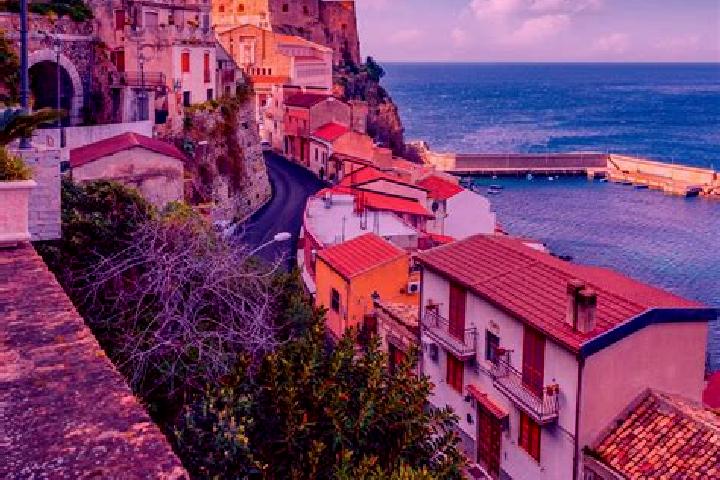 Olivia, 27 — Escort in Scaro-Reggio-Scornavacca-Vardano, Italy
