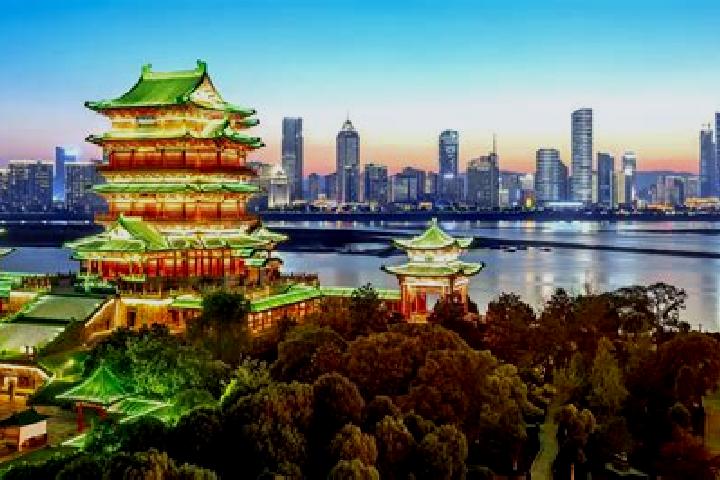 Olivia, 27 — Escort in Yichun, China