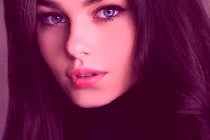 Olivia, 28, a red blue-eyed slavic companion based in Democratica Chiapaneca. Offering Deep French Kissing, Dinner Date, Massage, GFE, Duos. Available for in...