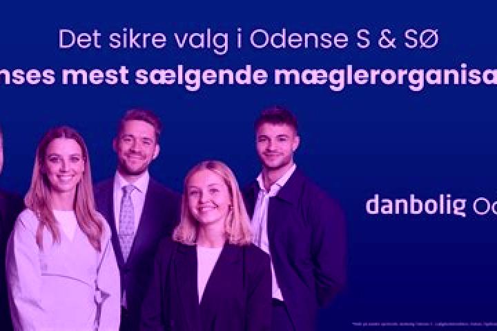 Olivia, 28 — Escort in Dybvad, Denmark