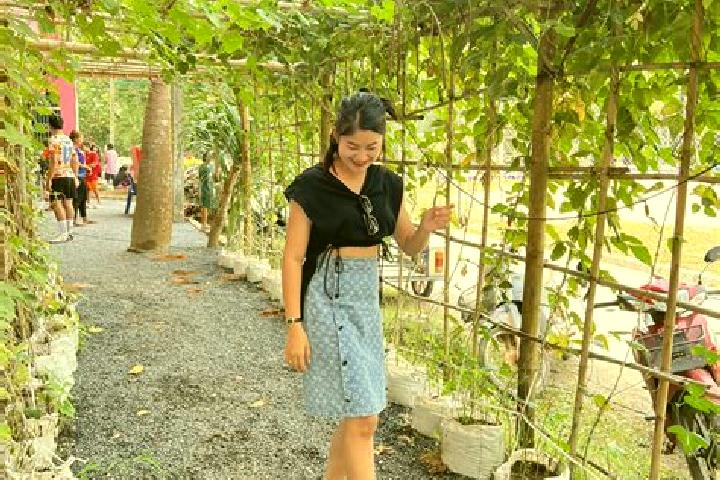 Olivia, 28 — Escort in Pak Chom, Thailand