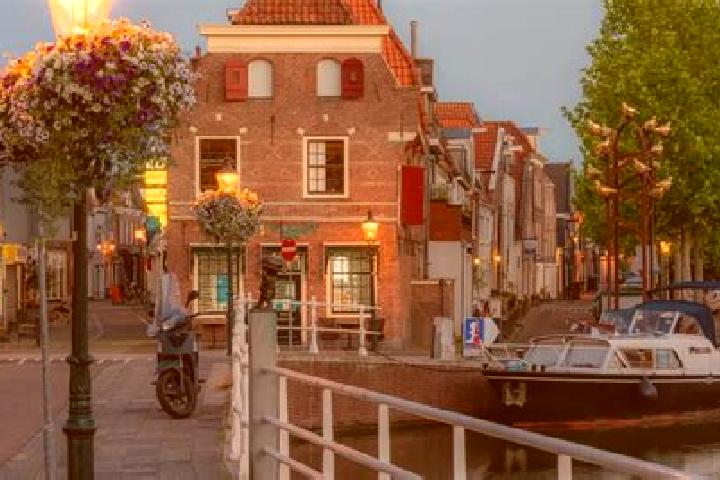 Olivia, 28 — Escort in Weesp, Netherlands