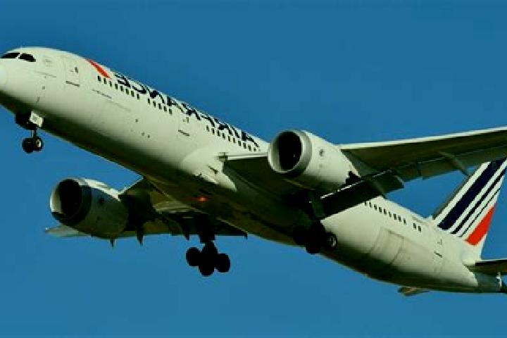 Olivia, 28 — Escort in Wickerschwihr, France