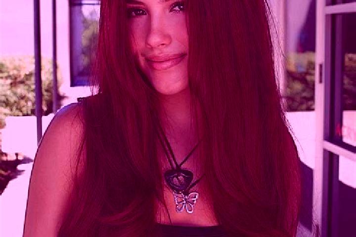Olivia, 29, a auburn dark-eyed european companion based in Sfaranda. Offering Erotic Massage, Travel Companion, Party Girl, Tantra. Available for incall and ...