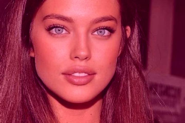 Olivia, 29, a black green-eyed european companion based in Afis. Offering A-Level, OWO, Duos. Available for incall and outcall, overnight bookings available.