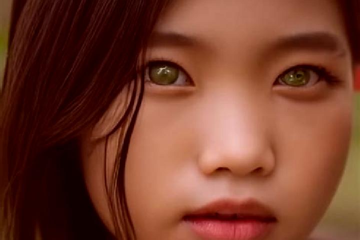 Olivia, 29, a brunette green-eyed asian companion based in Daheli. Offering Prostate Massage, Deep French Kissing, Domination. Available for incall and outca...