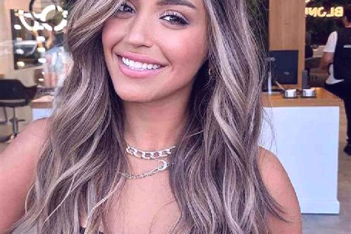 Olivia, 29, a dark blonde brown-eyed slavic companion based in Balagansk. Offering Dinner Date, Roleplay, OWO. Available for incall and outcall, overnight bo...