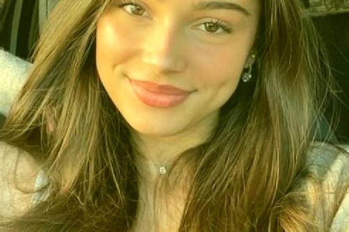 Olivia, 30, a black hazel-eyed slavic companion based in Ummern. Offering Massage, Domination, Girlfriend Experience, 69. Available for incall and outcall, o...