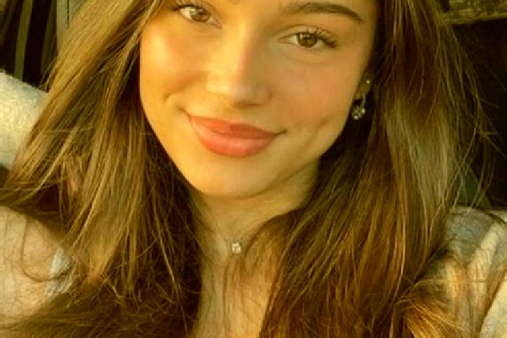 Olivia, 30, a brunette hazel-eyed slavic companion based in Leeton. Offering Dinner Date, A-Level, Massage, OWO. Available for incall and outcall, day and ev...