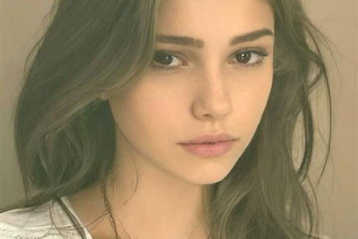 Olivia, 30, a chestnut dark-eyed slavic companion based in Mamithi. Offering GFE, Travel Companion, Couples, Girlfriend Experience. Available for incall and ...