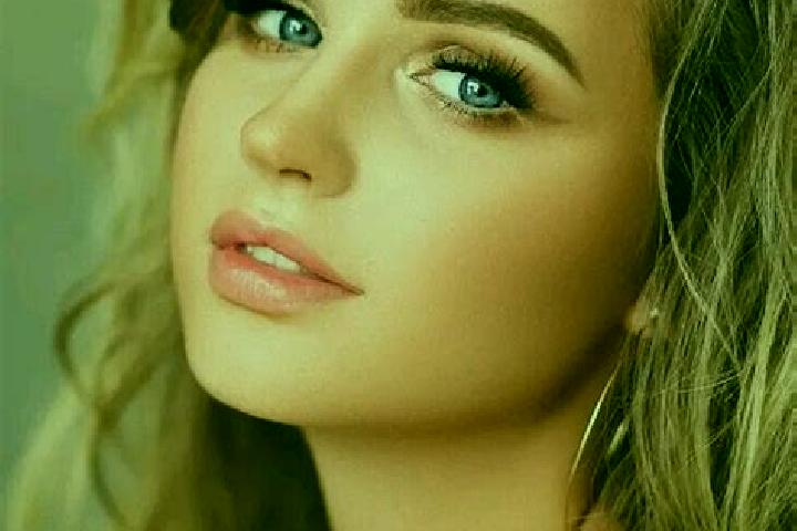 Olivia, 30, a dark blonde blue-eyed european companion based in Huatajata. Offering Party Girl, OWO, Massage, CIM, Domination. Available for incall and outca...