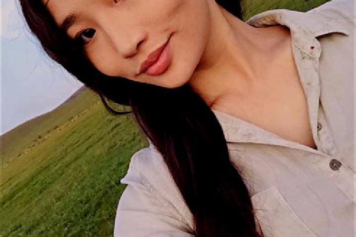 Olivia, 30 — Escort in Tsoohor, Mongolia