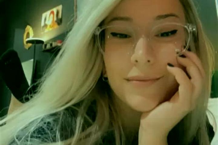 Olivia, 31, a dark blonde grey-eyed middle eastern companion based in Laab im Walde. Offering Fetish, BDSM, 69, Massage. Available for incall and outcall, da...