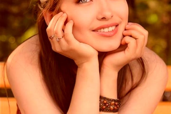 Olivia, 31, a red blue-eyed asian companion based in Cumayani. Offering Domination, Roleplay, 69, Tantra. Available for incall and outcall, overnight booking...