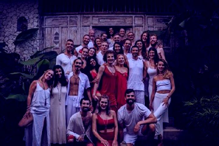 Olivia, 31, a red grey-eyed mediterranean companion based in Frackville. Offering Duos, Tantra, Couples, Deep French Kissing, Dinner Date. Available for inca...