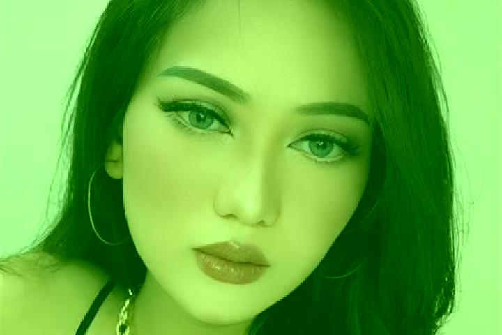 Olivia, 31 — Escort in Bodeh, Indonesia