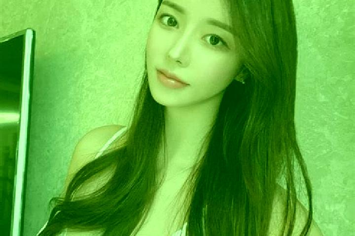 Olivia, 31 — Escort in Gaotan, China