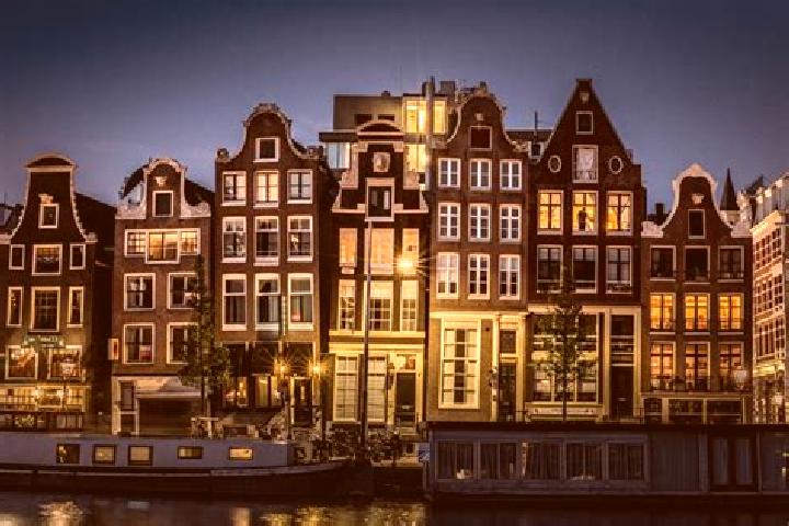 Olivia, 31 — Escort in Uden, Netherlands