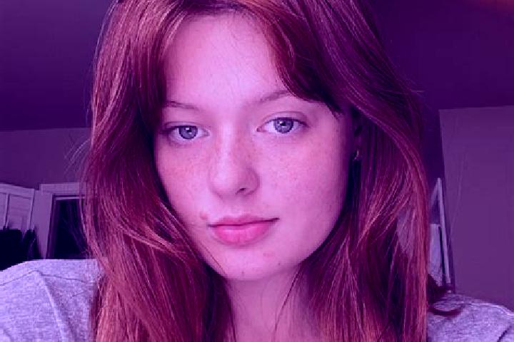 Olivia, 32, a auburn amber-eyed indian companion based in Chella. Offering Domination, Massage, OWO, Striptease. Available for incall and outcall, day and ev...