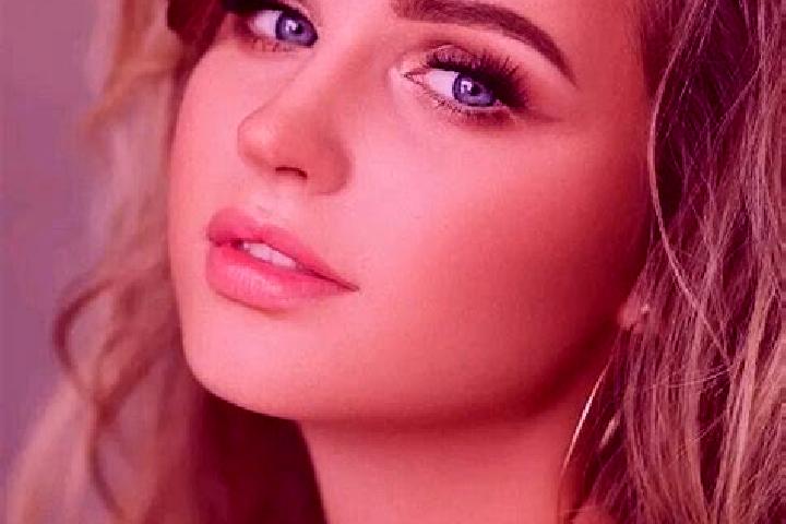 Olivia, 32, a dark blonde blue-eyed mediterranean companion based in Mortka. Offering 69, Deep French Kissing, Travel Companion, Roleplay. Available for inca...