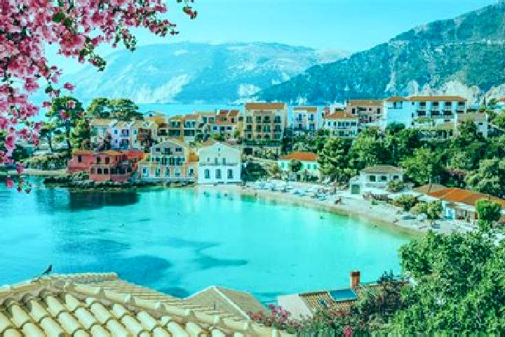 Olivia, 32 — Escort in Chrysomilia, Greece